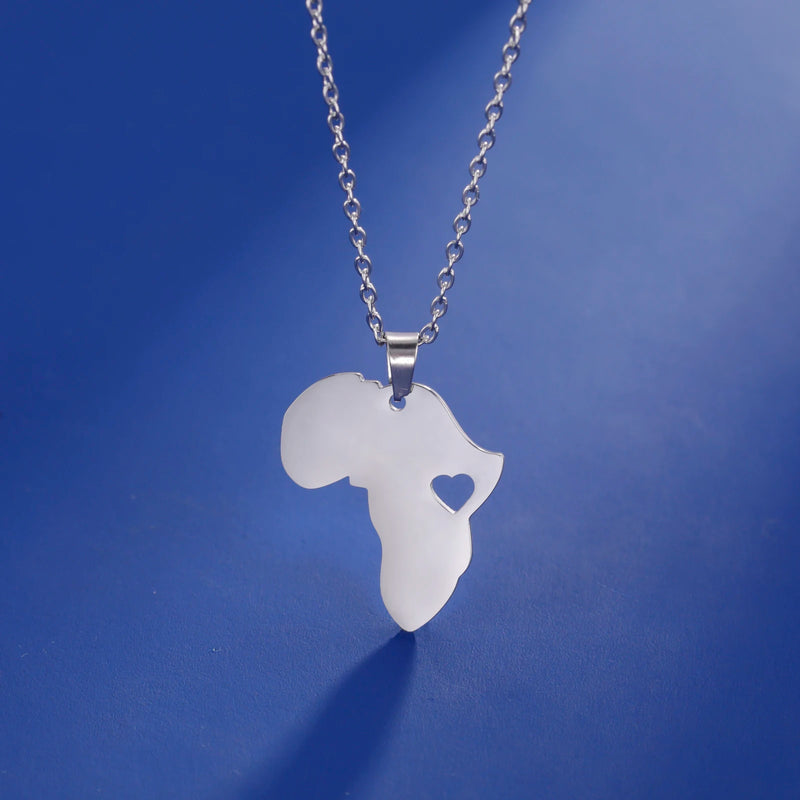 Africa Map Pendant Necklace / Colar com pingente de mapa de África