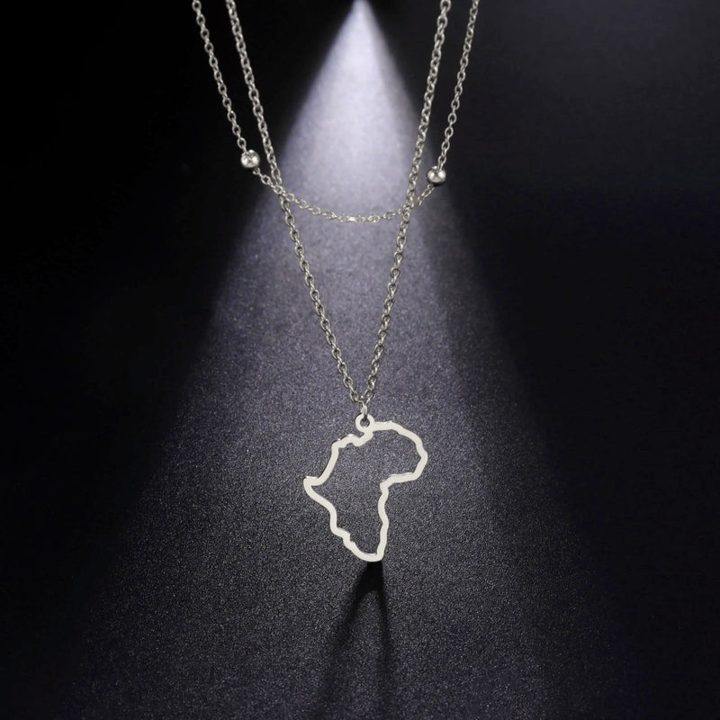 Africa Map Pendant Necklace / Colar com pingente de mapa de África