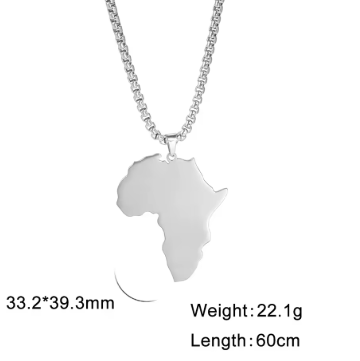 Africa Map Pendant Necklace / Colar com pingente de mapa de África