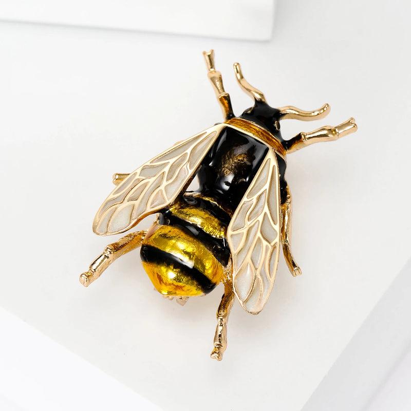 Vintage Bee Brooches / Broches de abelhas para estilizar roupas